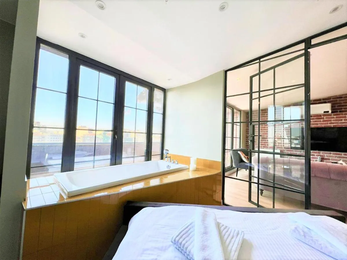 Apartment Wonder Homes - Charming Designer Rooftop Terrace With Sea View, At Taksim Istanbul