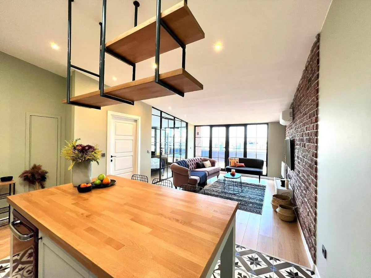 Wonder Homes - Charming Designer Rooftop Terrace With Sea View, At Taksim Istanbul Apartment