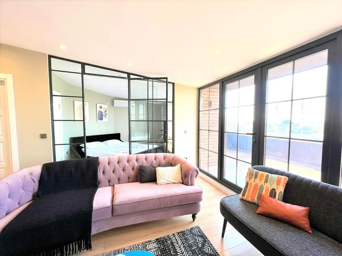 Wonder Homes - Charming Designer Rooftop Terrace With Sea View, At Taksim Istanbul Apartment